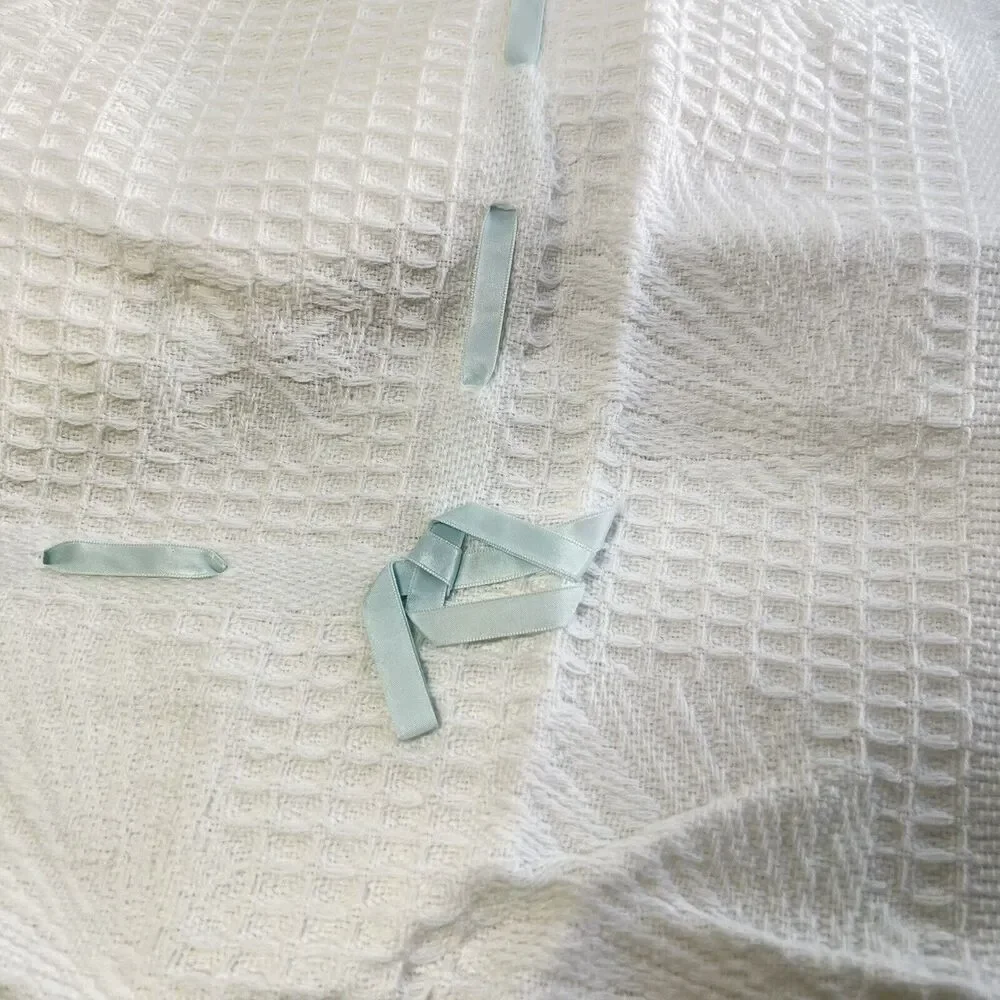 Vintage Baby Kisses Acrylic Blanket White Blue Ribbon Waffle Weave Fringe